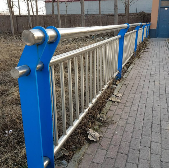 不銹鋼復合管護欄